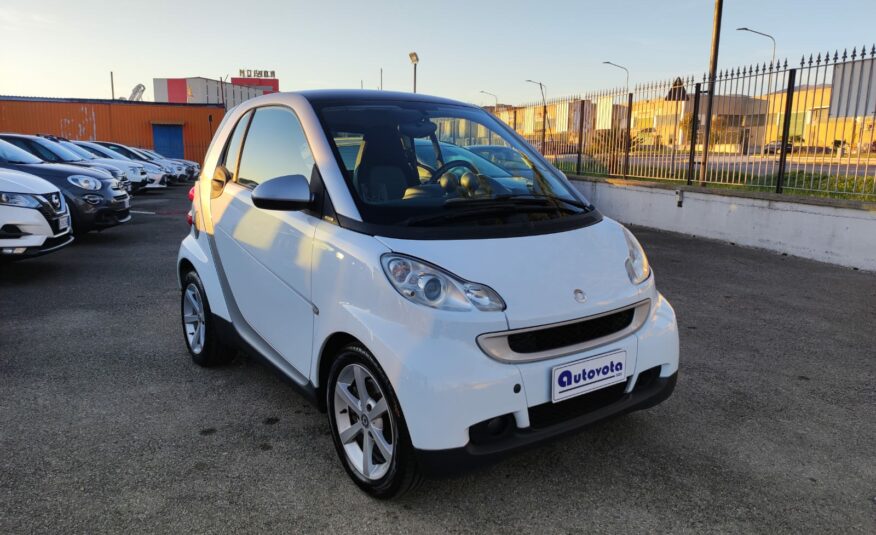 SMART FORTWO 1.0 MHD PASSION