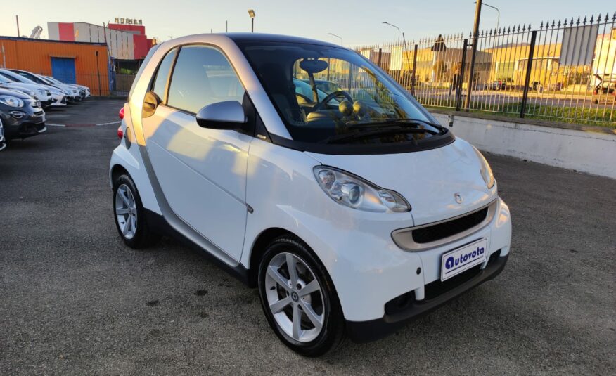 SMART FORTWO 1.0 MHD PASSION